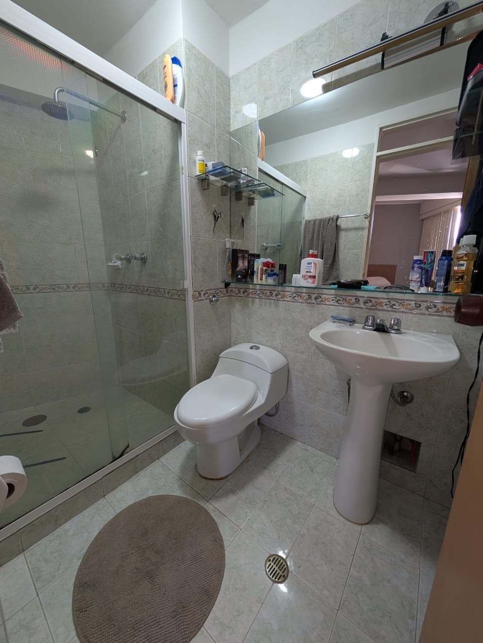 Estilo Resort/Club en la montaña. Apartamento en venta, Neblina Club, La Hechicera, Mérida. (T/M) · $ 110.000 · Thays León | Asesora Inmobiliaria 18