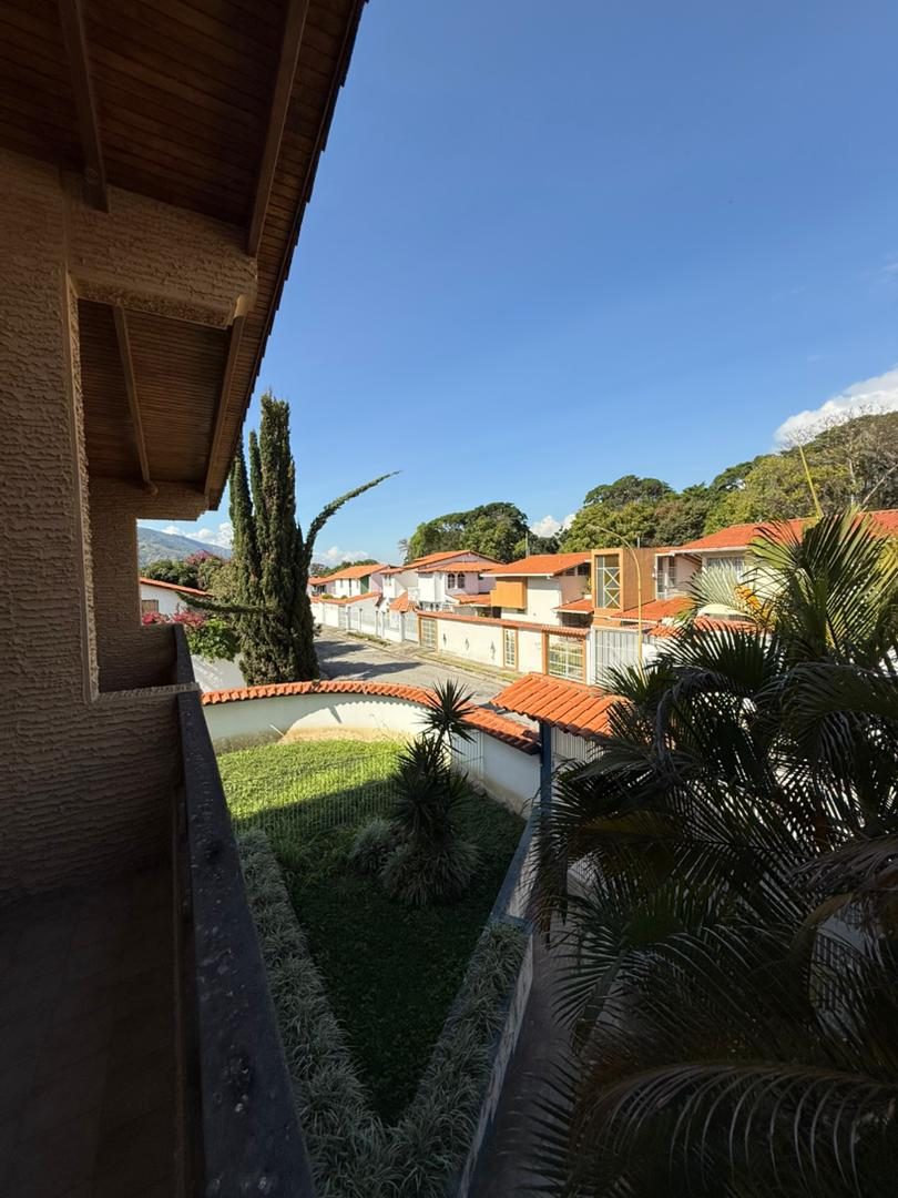 Quinta en Urb. Las Tapias, (6) habitaciones..   Mérida   M6-20 · $ 180.000 · Thays León  | Asesora Inmobiliaria 14