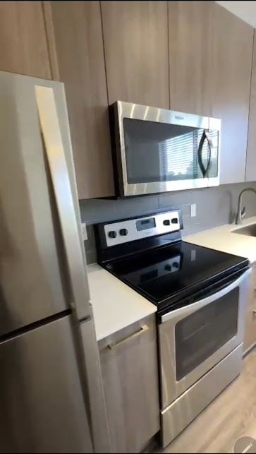 Rento Apartamento Tipo Estudio  con 1 hab, en Doral  $2.058.   33178 · $ 2.058 · Thays León  | Asesora Inmobiliaria 7