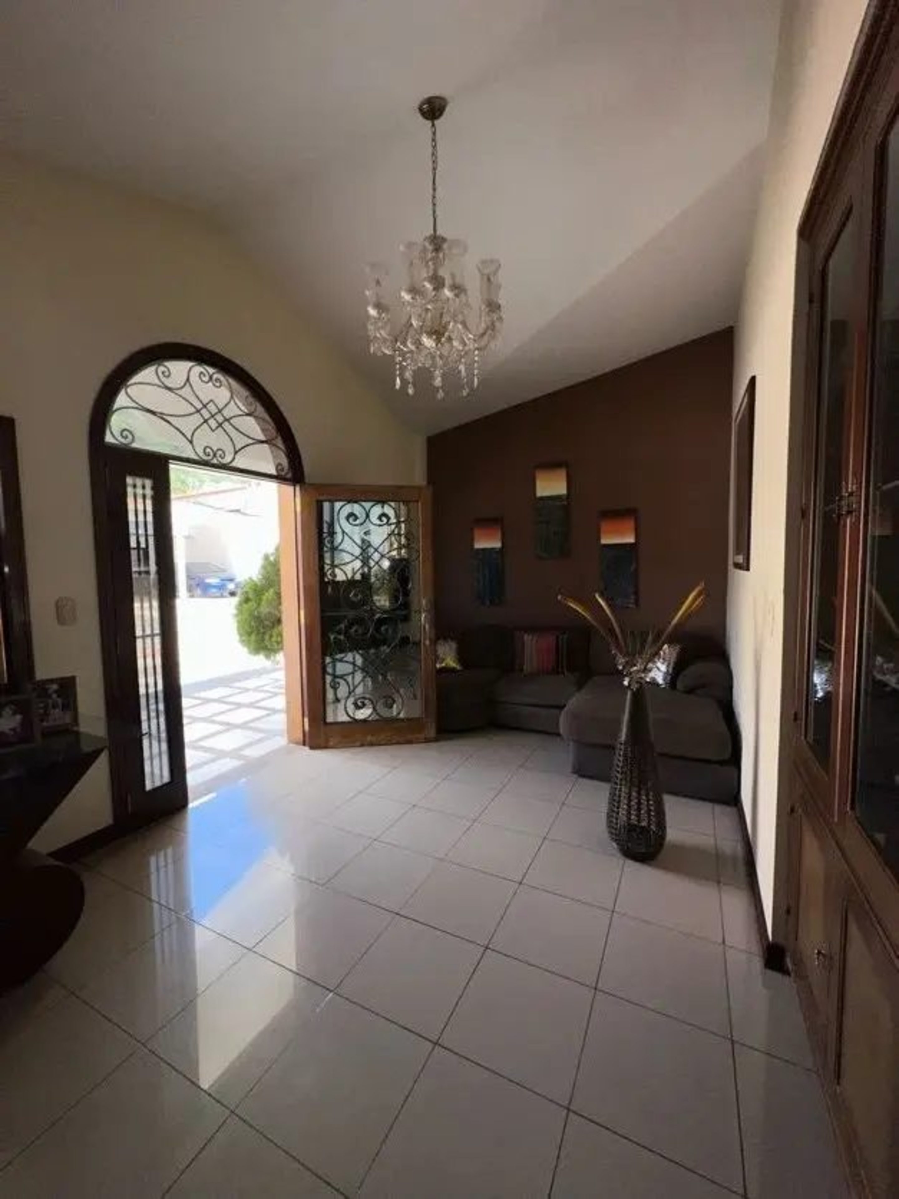 Oportunidad Única, 3 casas independientes en una misma propiedad en La Pedregosa Baja, Mérida. Venezuela · $ 1.350.000 · Thays León | Asesora Inmobiliaria 17