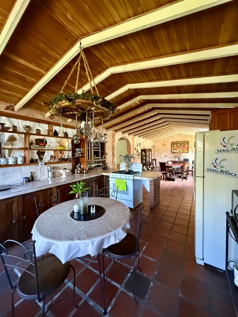 Casa De Campo en Venta , El Valle , Mérida. Venezuela en El Valle Mérida, Venezuela - $ 100.000 11