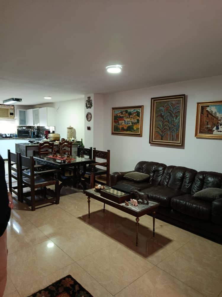 Townhouse de 2 niveles en Nueva Casarapa- Casona Alta. Guarenas, Venezuela. · $ 53.000 · Thays León | Asesora Inmobiliaria 9