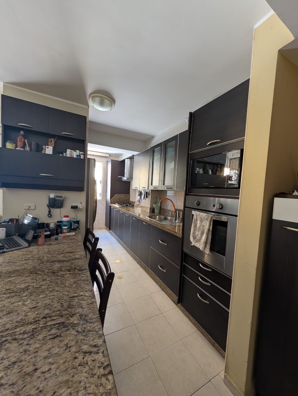 Estilo Resort/Club en la montaña. Apartamento en venta, Neblina Club, La Hechicera, Mérida. (T/M) · $ 110.000 · Thays León | Asesora Inmobiliaria 11