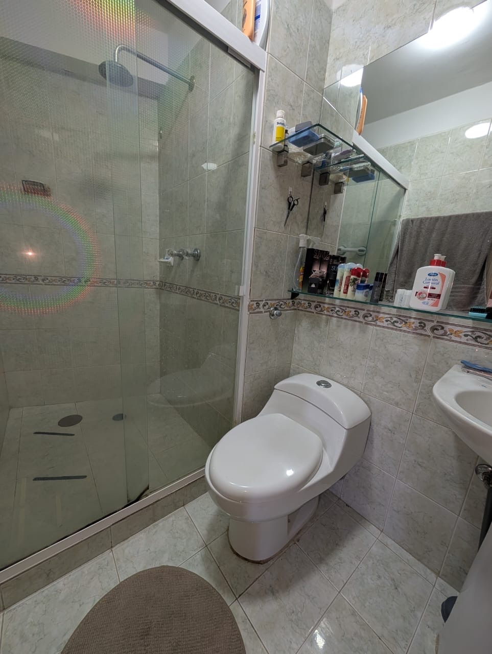 Estilo Resort/Club en la montaña. Apartamento en venta, Neblina Club, La Hechicera, Mérida. (T/M) · $ 110.000 · Thays León | Asesora Inmobiliaria 25