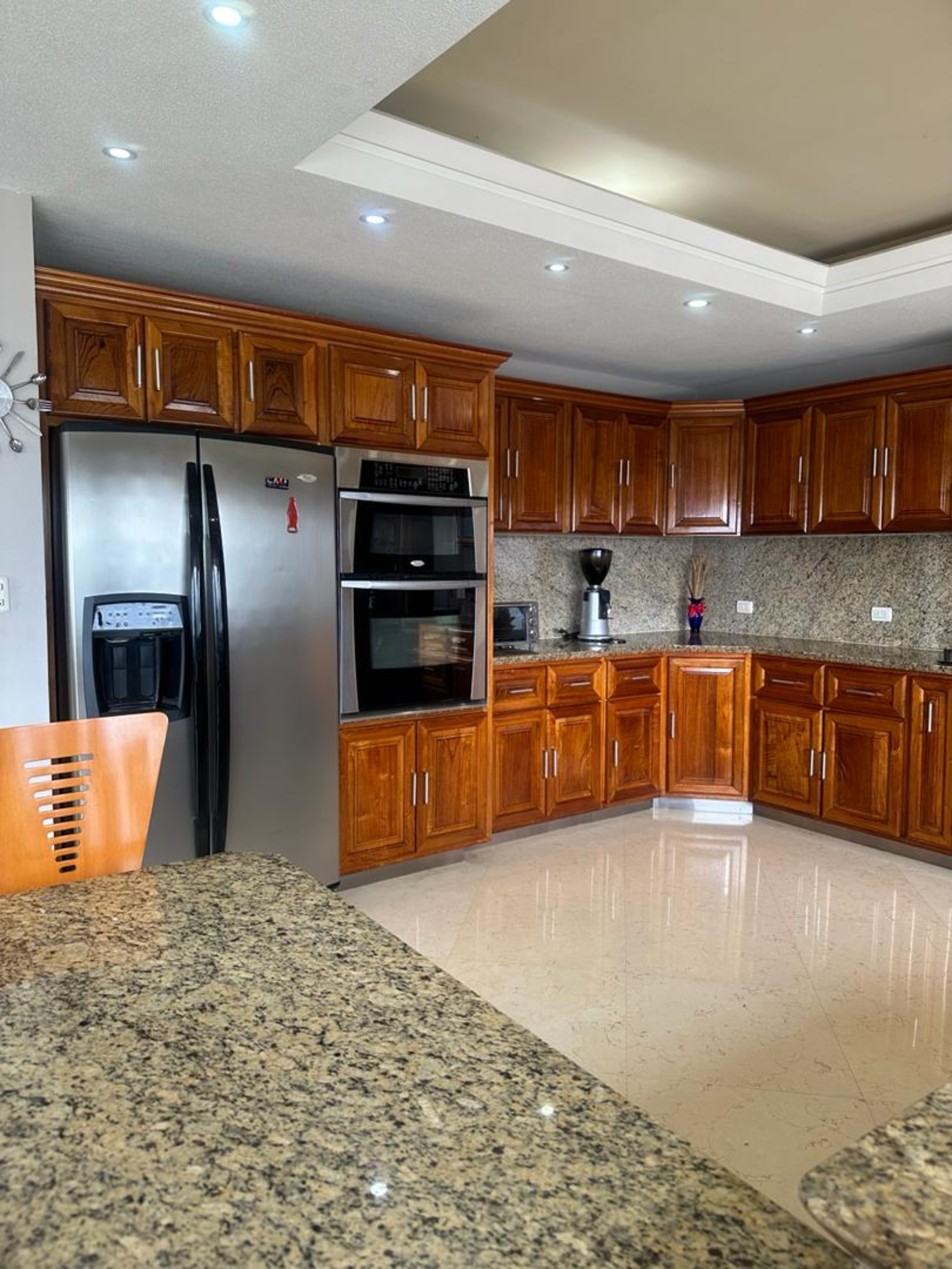 QUINTA  amoblada . 1.200 M2  Terreno, vía JAJÍ,  en la ciudad de Mérida. Venezuela .    (M-651) · $ 300.000 · Thays León  | Asesora Inmobiliaria 11