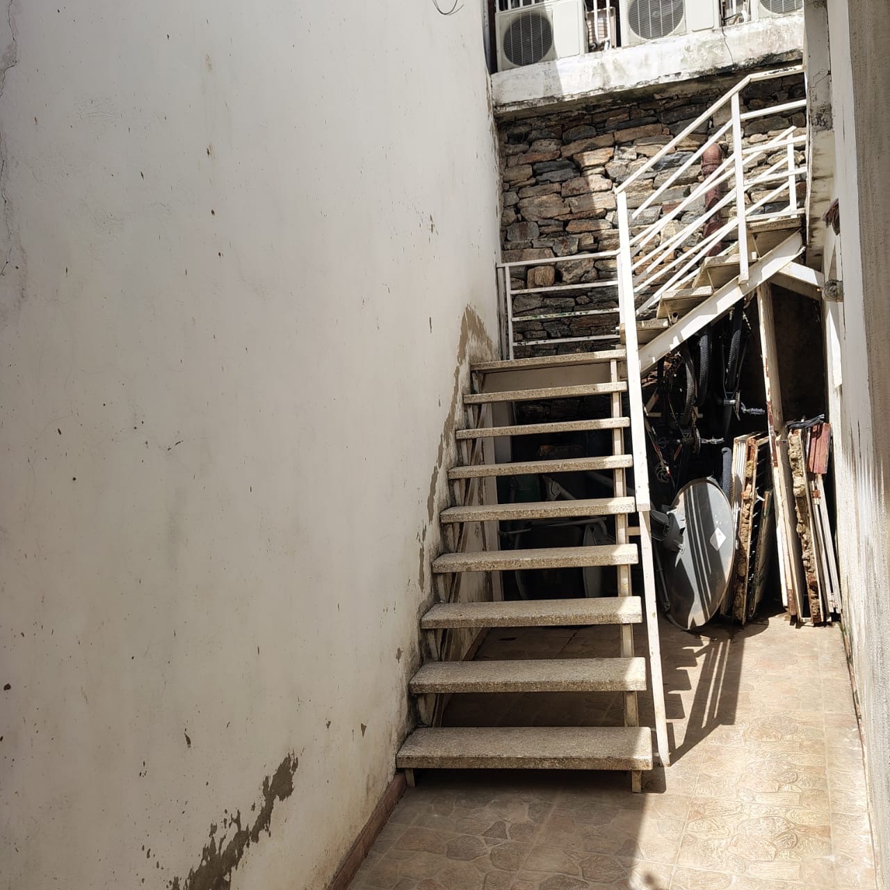 Casa .Potencial Único en  Lomas de La Trinidad-  Caracas. Venezuela  (Y) · $ 210.000 · Thays León  | Asesora Inmobiliaria 27
