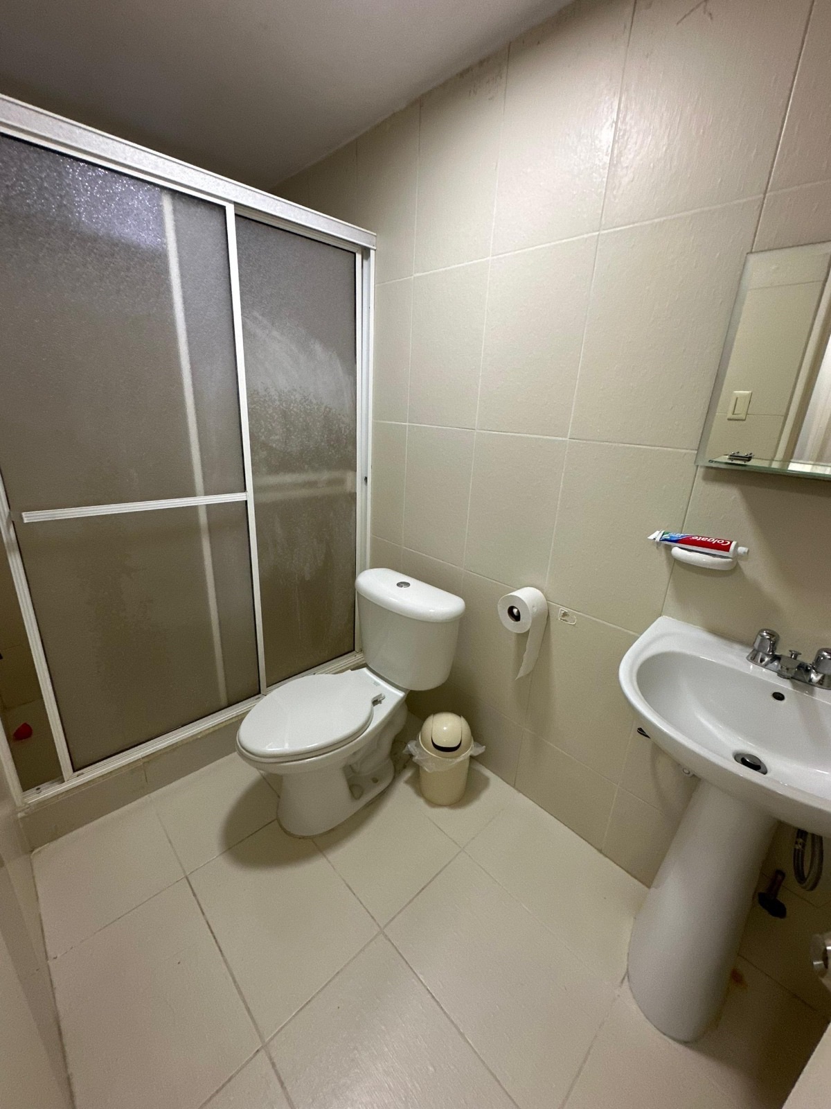 Casa en Venta, Res Villas El Bosque, Av Los Próceres, Mérida. · $ 150.000 · Thays León | Asesora Inmobiliaria 11