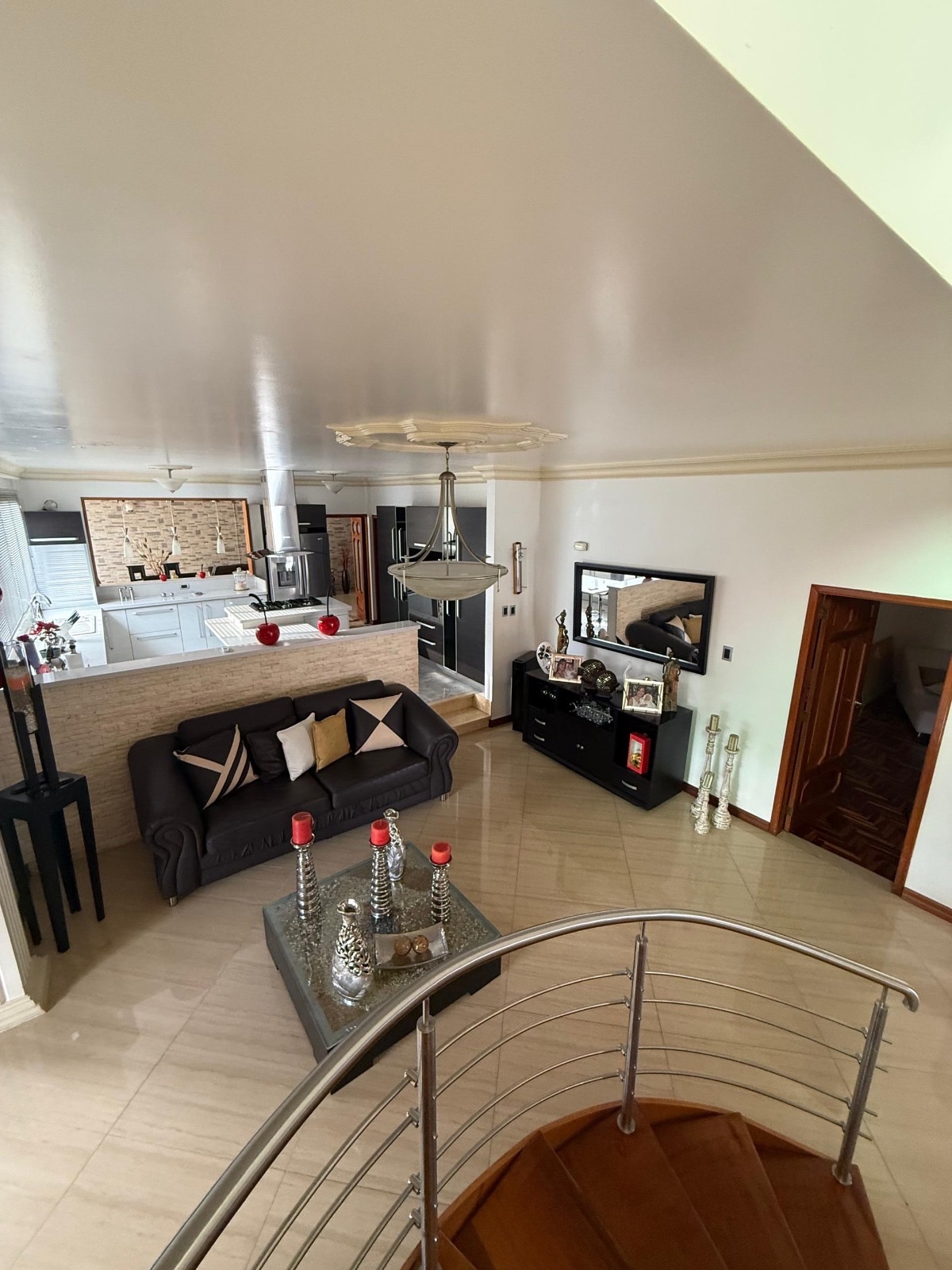Quinta en Venta Urbanización Zumba .Mérida Vzla. | Thays León en Mérida, Venezuela - $ 350.000 7