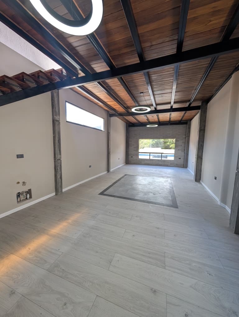 Local Comercial a estrenar en el centro de Mérida.Av. 2 en Mérida, Venezuela - $ 95.000 9