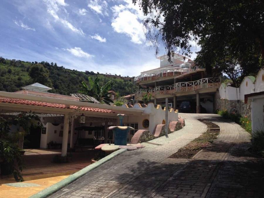 Exclusiva Propiedad en Venta,  en La Mucuy Alta, Mérida.Venezuela. en Merida, Venezuela - $ 120.000 2