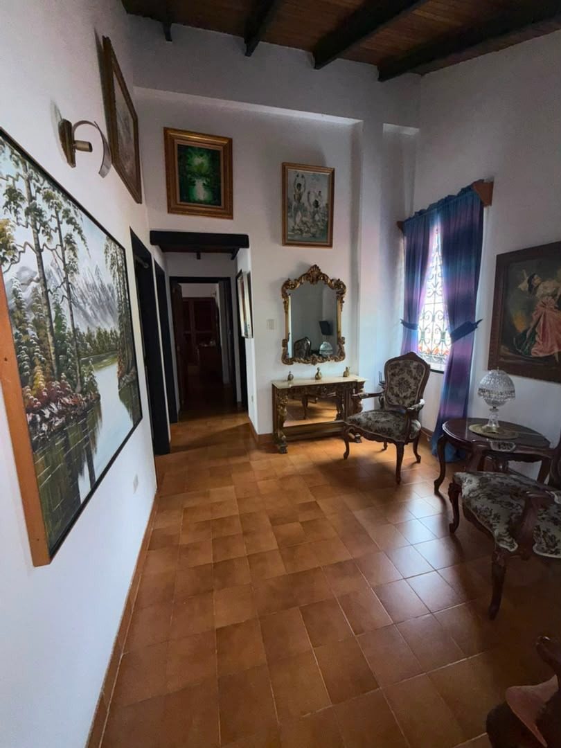 Exclusiva Quinta en Venta | Urb. Las Tapias, Mérida. Vzla. M-80 · $ 165.000 · Thays León | Asesora Inmobiliaria 10