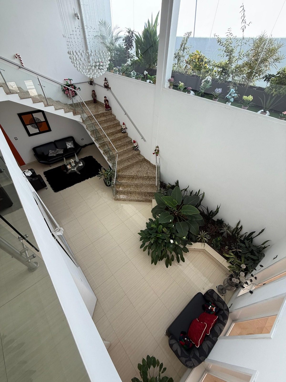Exclusiva Casa Quinta de Lujo con Cine, Piscina y Gimnasio en Alto Chama, Mérida. Venezuela. M-101 · $ 680.000 · Thays León | Asesora Inmobiliaria 25