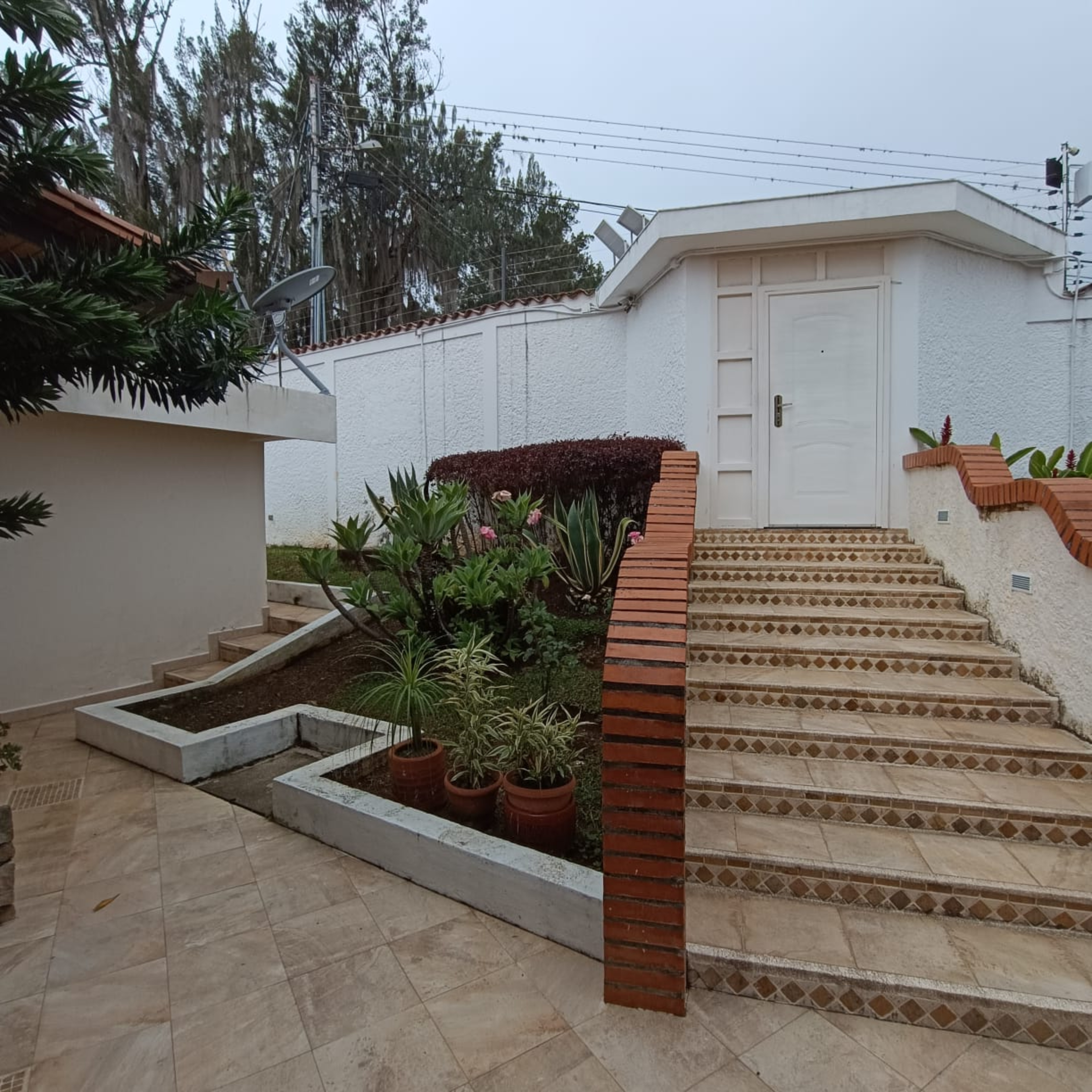 QUINTA  amoblada . 1.200 M2  Terreno, vía JAJÍ,  en la ciudad de Mérida. Venezuela .    (M-651) · $ 300.000 · Thays León  | Asesora Inmobiliaria 22
